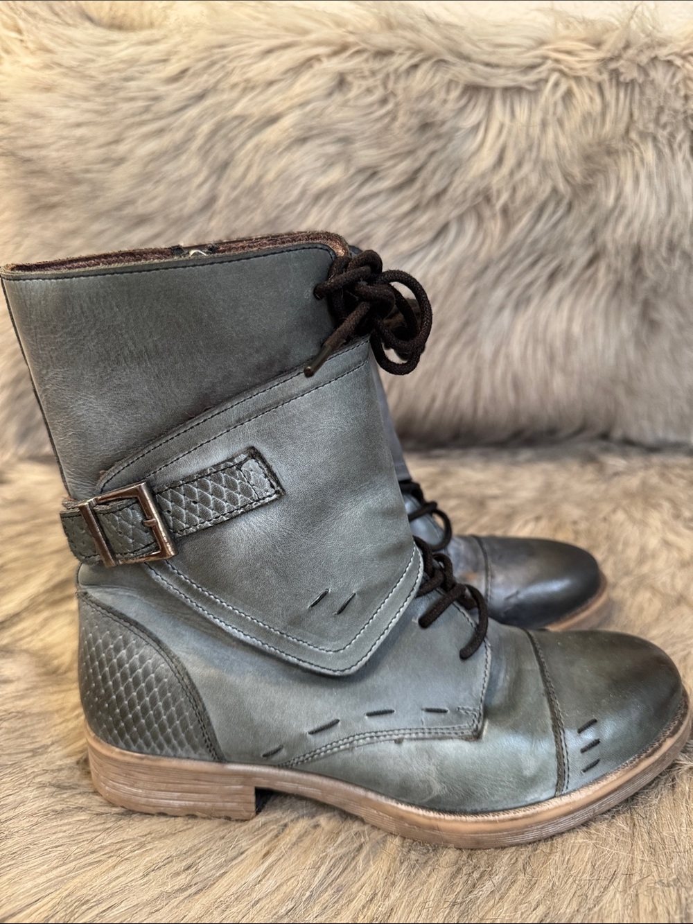 ROAN Women's Blue Lace-Up Ankle Boots with Buckle Size 7